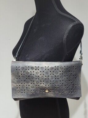 Memories Women's Floral Laser Cut "Touchscreen" Shoulder Bag Metallic Grey